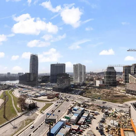 Stylish 19th-floor Klingerka With Stunning Castle Views & Free Parking Daire *