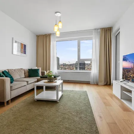 Stylish 19th-floor Klingerka With Stunning Castle Views & Free Parking Appartamento Bratislava